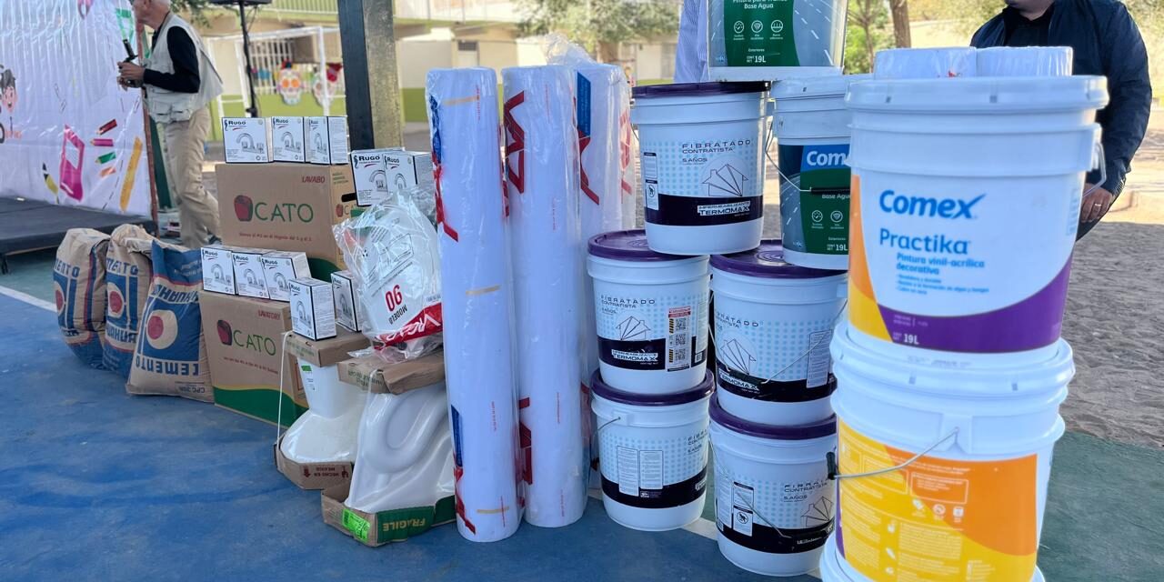 Los niños y jóvenes son el futuro de Juárez”: Pérez Cuéllar entrega materiales escolares y llama a seguir invirtiendo en educación