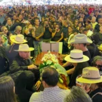 Funeral del alcalde de Uruapan, Carlos Manzo, se convierte en clamor por justicia y seguridad