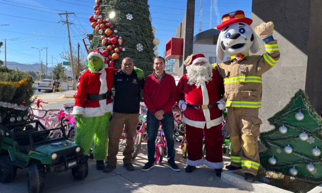OMEJ entrega 300 juguetes al Santa Bombero