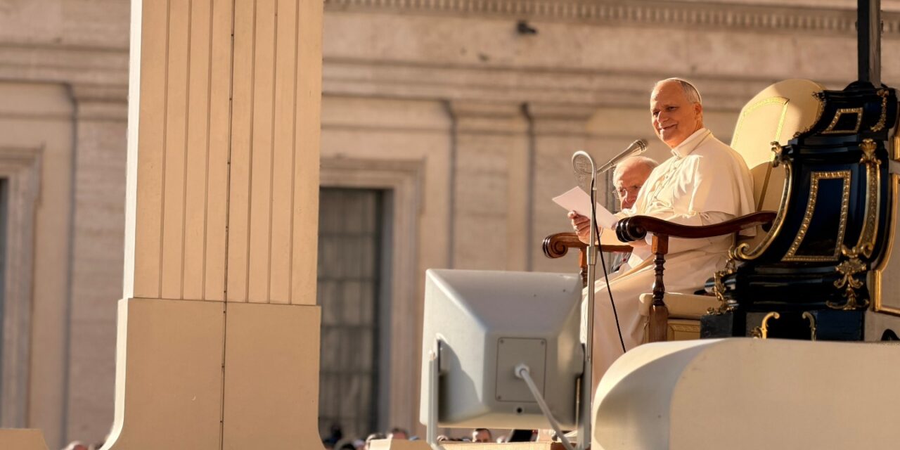 Maru Campos comparte emotivo encuentro con el Papa León XIV en la Plaza de San Pedro