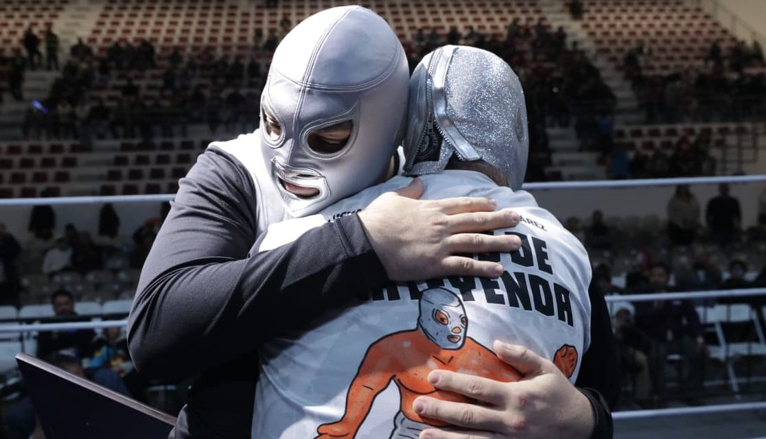 Presidente Pérez Cuéllar e Hijo del Santo reinaugran el Gimnasio Municipal Josué Neri Santos