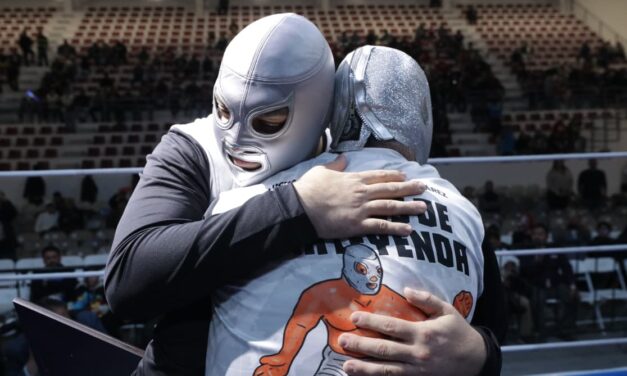 Presidente Pérez Cuéllar e Hijo del Santo reinaugran el Gimnasio Municipal Josué Neri Santos