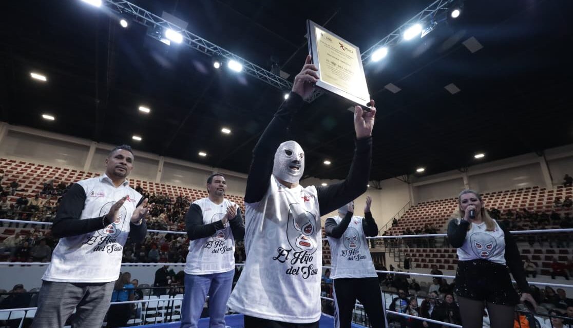 Presidente Pérez Cuéllar e Hijo del Santo reinaugran el Gimnasio Municipal Josué Neri Santos