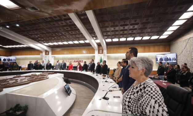 Cabildo reconoce a Luz Elena Mears como la Defensora de los Derechos Humanos 2025