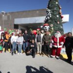 Donan mercados de Juárez 19 mil 500 juguetes a Santa Bombero