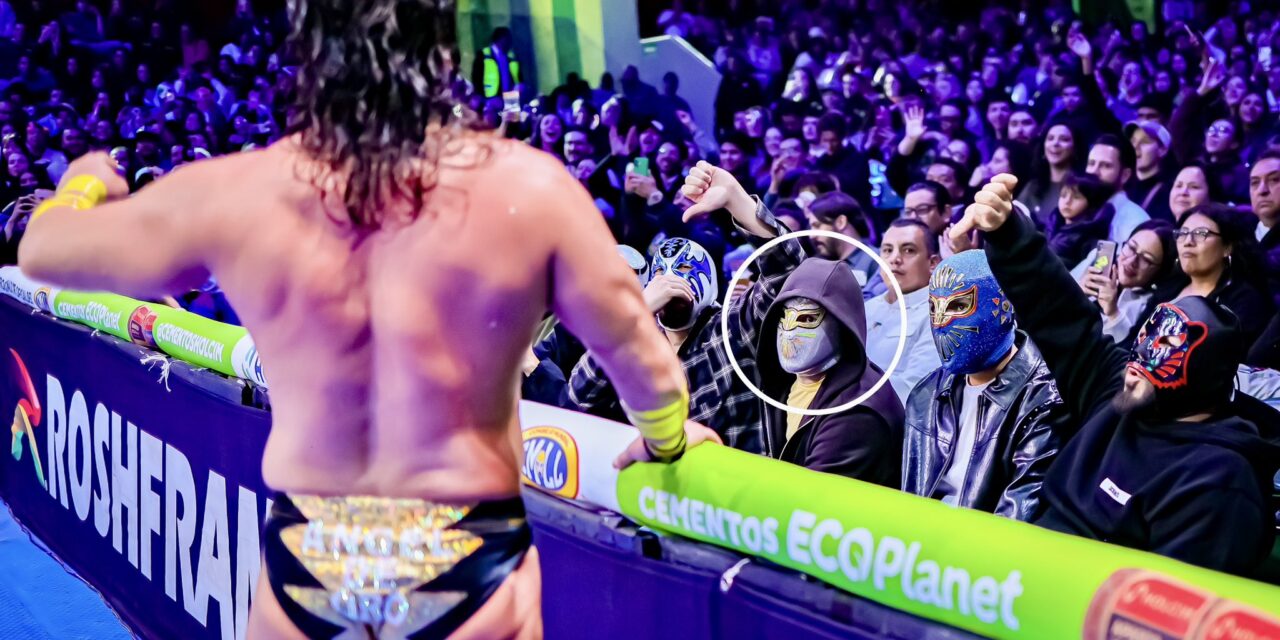 Bad Bunny aparece en la Arena México con máscara de Místico