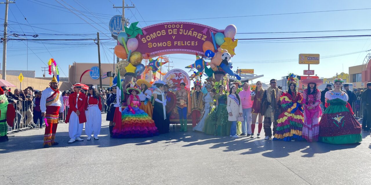 Juarenses disfrutaron del Gran Desfile de la Ciudad