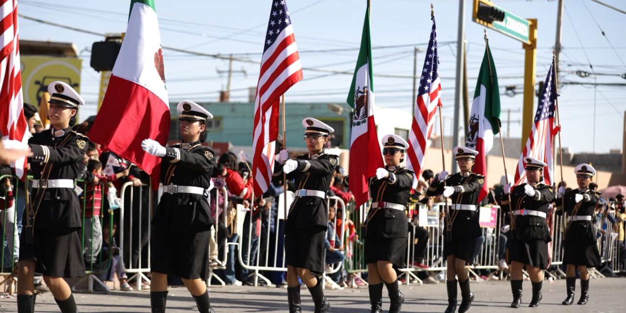 Juarenses disfrutaron del Gran Desfile de la Ciudad