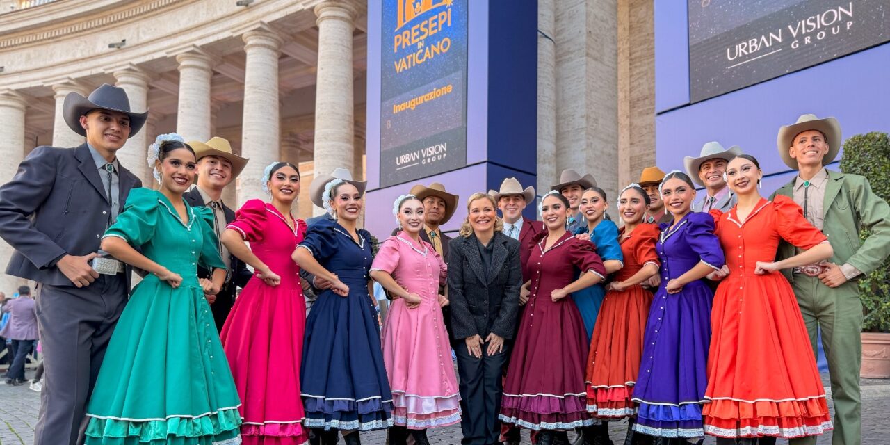 Maru Campos inaugura con nacimiento rarámuri exposición de 100 pesebres en el Vaticano