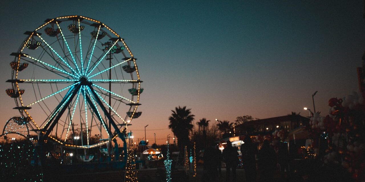 Amplía Gobierno del Estado horario del Parque Central por temporada navideña