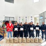 CANACO entrega despensas a policías municipales como parte del programa “Policía Digno”