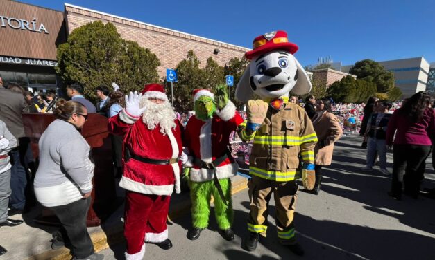 UACJ dona más de 19 mil juguetes a Santa Bombero