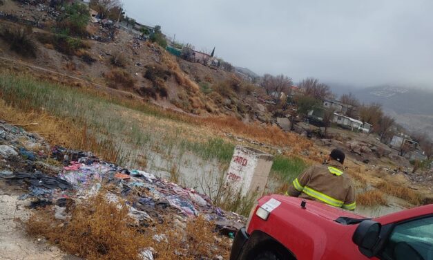 Lluvias provocan inundaciones y cierres viales en distintos puntos de Ciudad Juárez