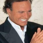 Julio Iglesias contrata a José Antonio Choclán para su defensa ante denuncias por agresión sexual