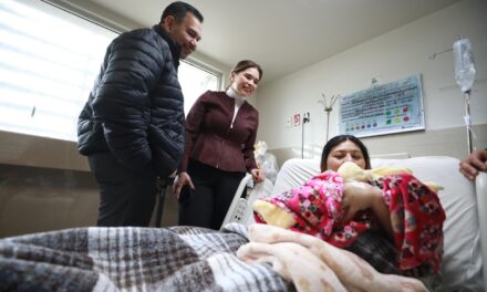 Recibe alcalde al primer ciudadano del 2026