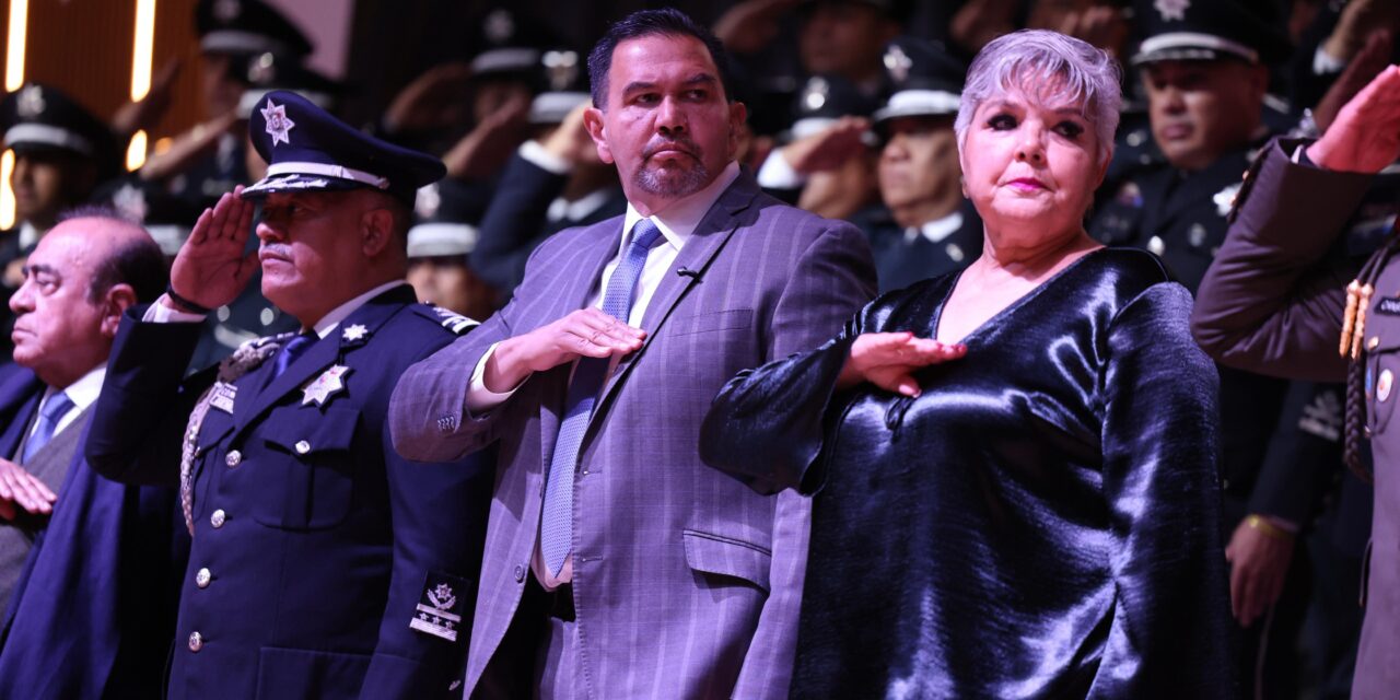 Reconoce Presidente Pérez Cuéllar a mujeres y hombres de la policía municipal