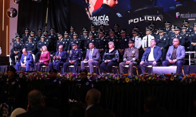 Reconoce Presidente Pérez Cuéllar a mujeres y hombres de la policía municipal