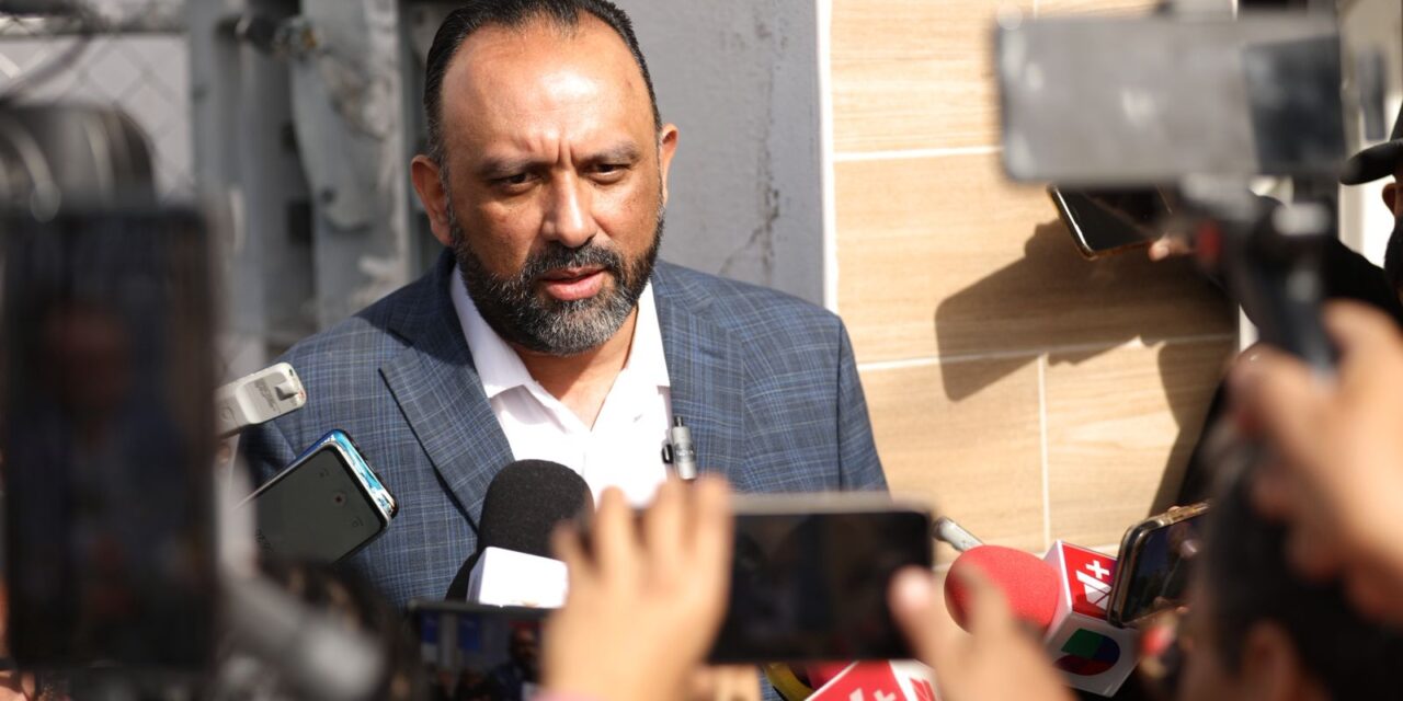 Gobierno Municipal entrega notificación de adeudos de Impuesto Predial a partidos políticos