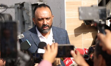 Gobierno Municipal entrega notificación de adeudos de Impuesto Predial a partidos políticos