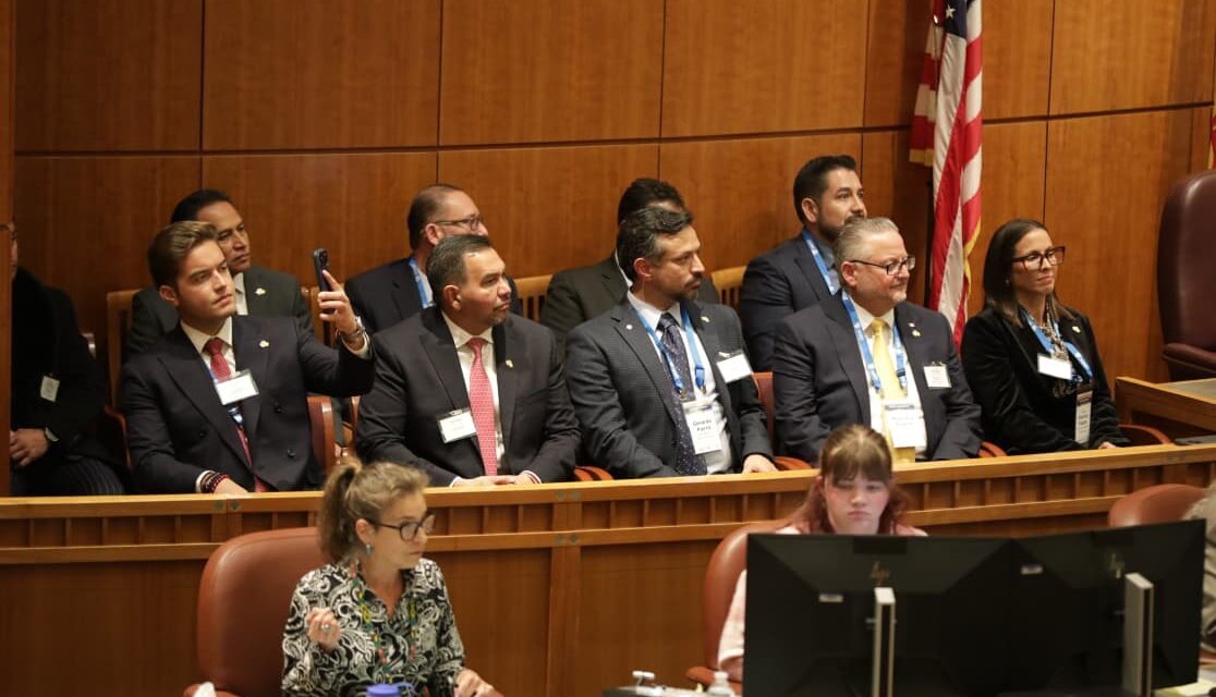 Cruz Pérez Cuéllar participa en sesión del Senado y Cámara de Representantes  de Nuevo México como parte del Advocacy Day