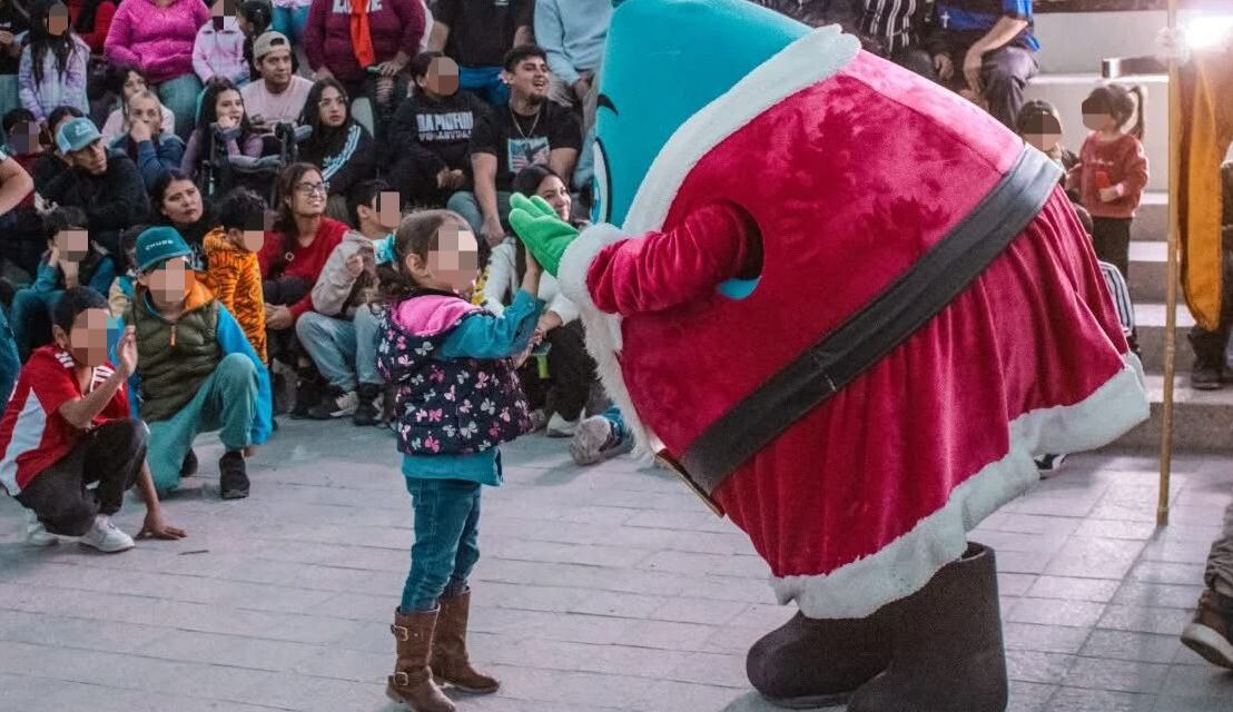 Asisten más de 12 mil juarenses al festejo de Día de Reyes en el Parque Central