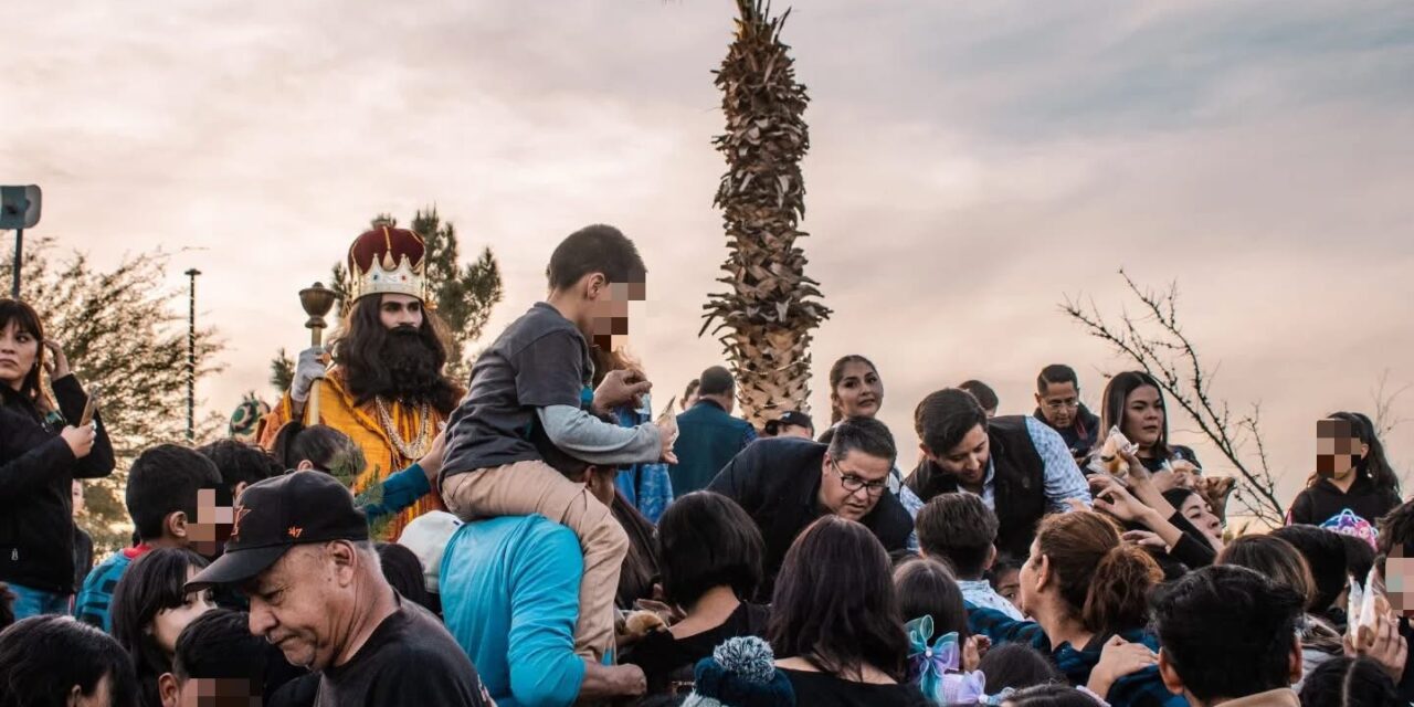 Asisten más de 12 mil juarenses al festejo de Día de Reyes en el Parque Central