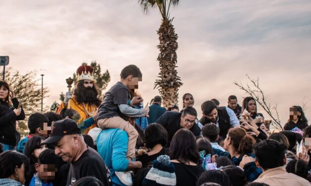 Asisten más de 12 mil juarenses al festejo de Día de Reyes en el Parque Central