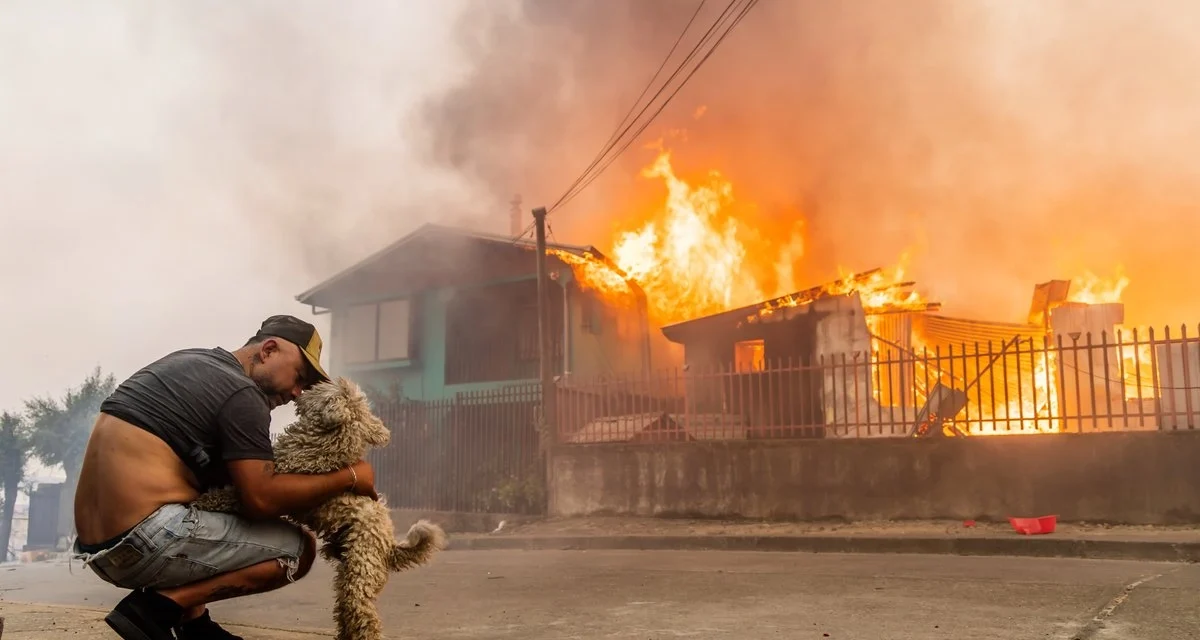 Incendios forestales en el sur de Chile dejan al menos 18 muertos y miles de damnificados