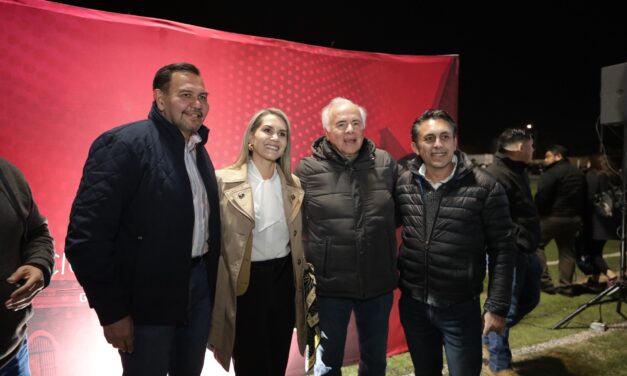 Entrega alcalde red eléctrica e infraestructura de alumbrado en instalaciones de Club de Fútbol Veteranos