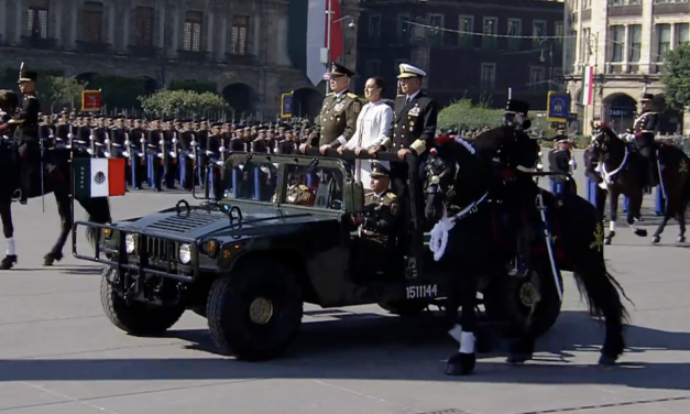 Marcha de la Lealtad reúne a fuerzas armadas y gobierno federal en la CDMX