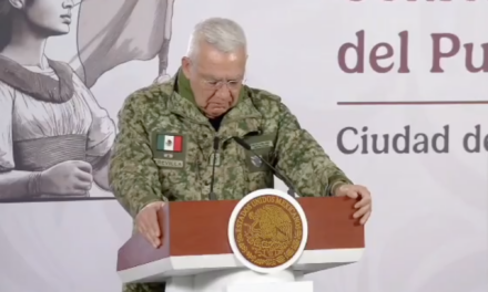 Se le quiebra la voz al titular de la Defensa al dar el pésame tras operativo contra “El Mencho”