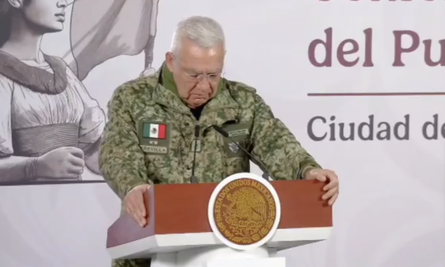 Se le quiebra la voz al titular de la Defensa al dar el pésame tras operativo contra “El Mencho”