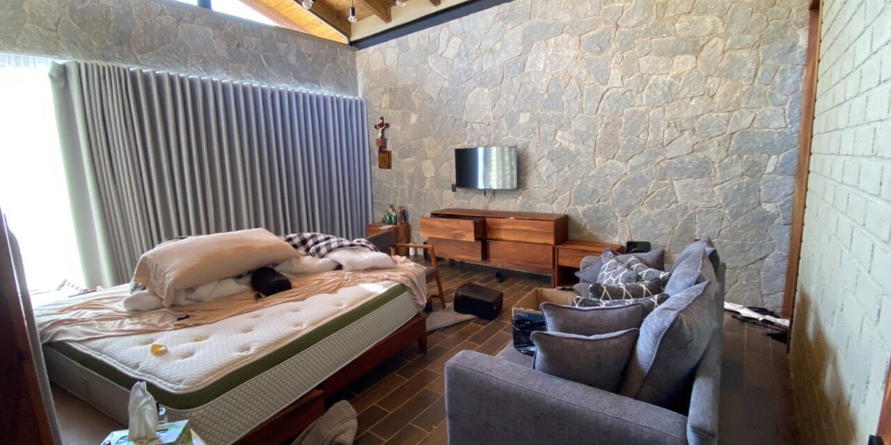 Esto fue lo que encontraron dentro de la cabaña donde se ocultaba “El Mencho” en Tapalpa