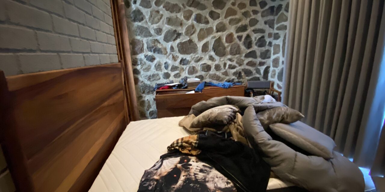 Esto fue lo que encontraron dentro de la cabaña donde se ocultaba “El Mencho” en Tapalpa