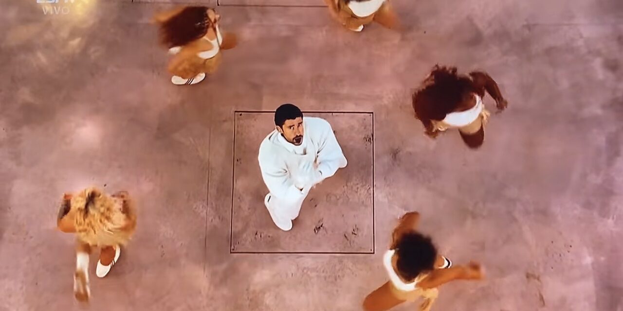 Bad Bunny sacude el Super Bowl con un mensaje de unión para toda América