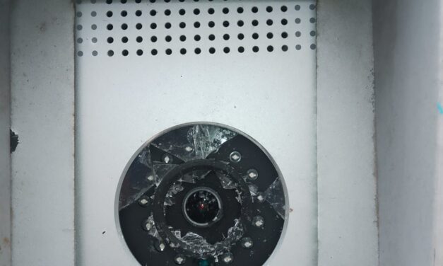 🎥 ¡Daño cámara del CERI… con una pistola de juguete!