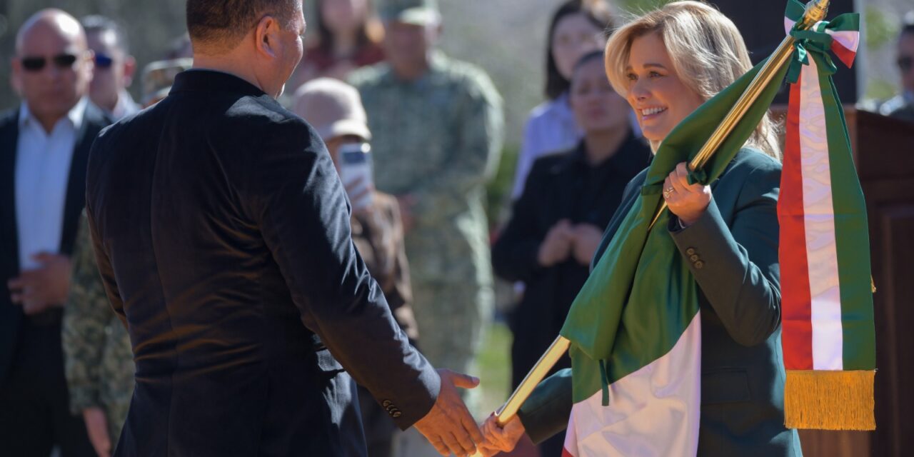 Maru Campos exhorta a estudiantes a creer en un México de instituciones sólidas y de paz
