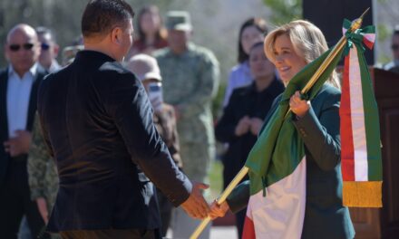 Maru Campos exhorta a estudiantes a creer en un México de instituciones sólidas y de paz