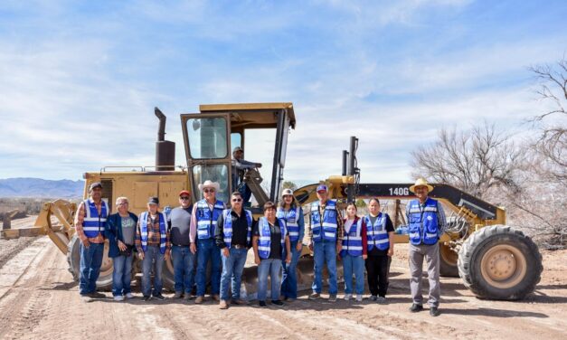 Rehabilita Gobierno del Estado caminos rurales en Vado de Cedillos para facilitar el traslado de cosechas