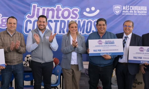 Maru Campos entrega en Parral equipamiento para 110 escuelas de la región sur