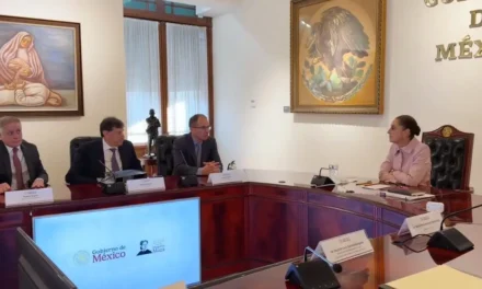 Sheinbaum encabeza acuerdo para producir en México vacunas de ARN mensajero contra covid