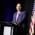 Destacan a Cruz Pérez Cuéllar como posible gobernador durante evento empresarial en El Paso