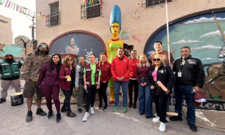 Escultura de Juan Pablo Chipe llega a la Plaza Cervantina como parte de la resignificación cultural