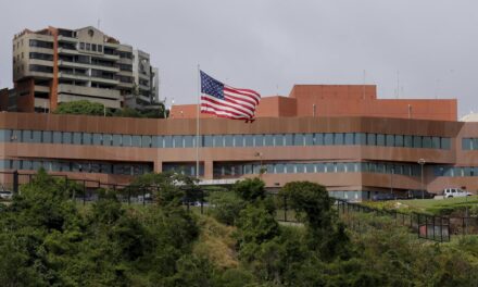 Estados Unidos reanuda operaciones diplomáticas en Venezuela tras siete años de ruptura