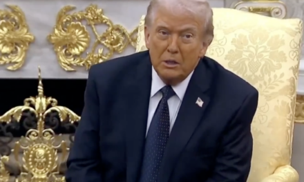 Trump amenaza con cortar TODO el comercio con España