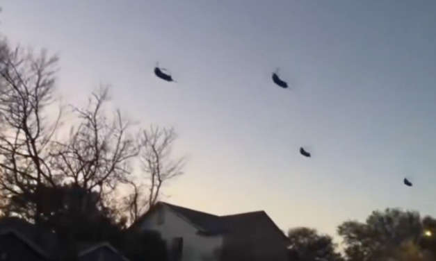 Helicópteros militares despiertan a San Antonio en plena madrugada