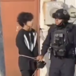 Alumno ataca a balazos a dos maestras en preparatoria de Lázaro Cárdenas; fue detenido