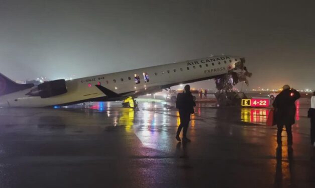 Tragedia en Nueva York: avión de Air Canada choca en pista y deja dos muertos