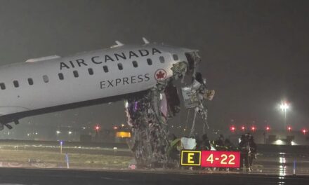 Tragedia en Nueva York: avión de Air Canada choca en pista y deja dos muertos
