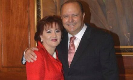 Notifican detención en EE.UU. de esposa de César Duarte; enfrenta causas penales en Chihuahua